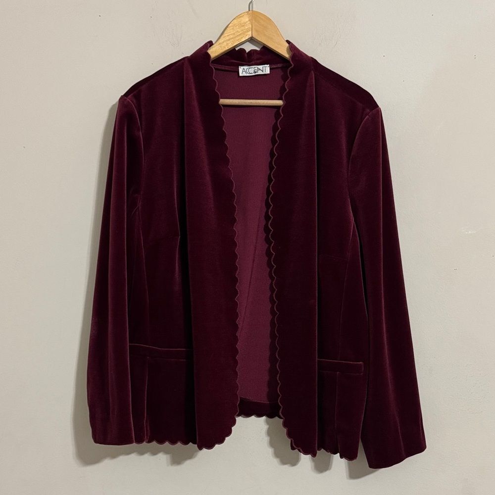 VTG Burgundy Velvet Jacket Scallop Trim Women's XL Old Money Holiday Feminine